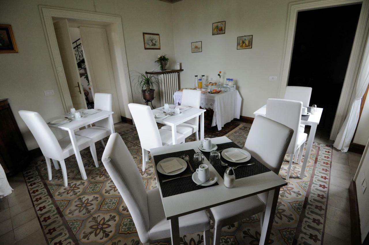 Il Motto Di Tommy Bed & Breakfast Castelveccana Eksteriør bilde